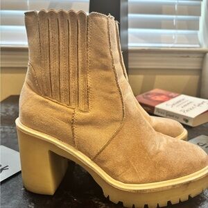 Suede Chunky Heel Ankle Boots - Beige